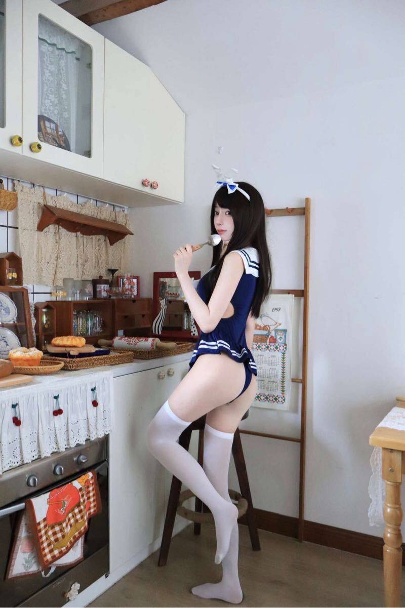 AgAEwTEbucPJVQ.jpg
