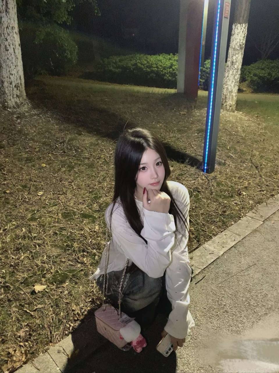 AgAD9QtrG8kpeVc.jpg